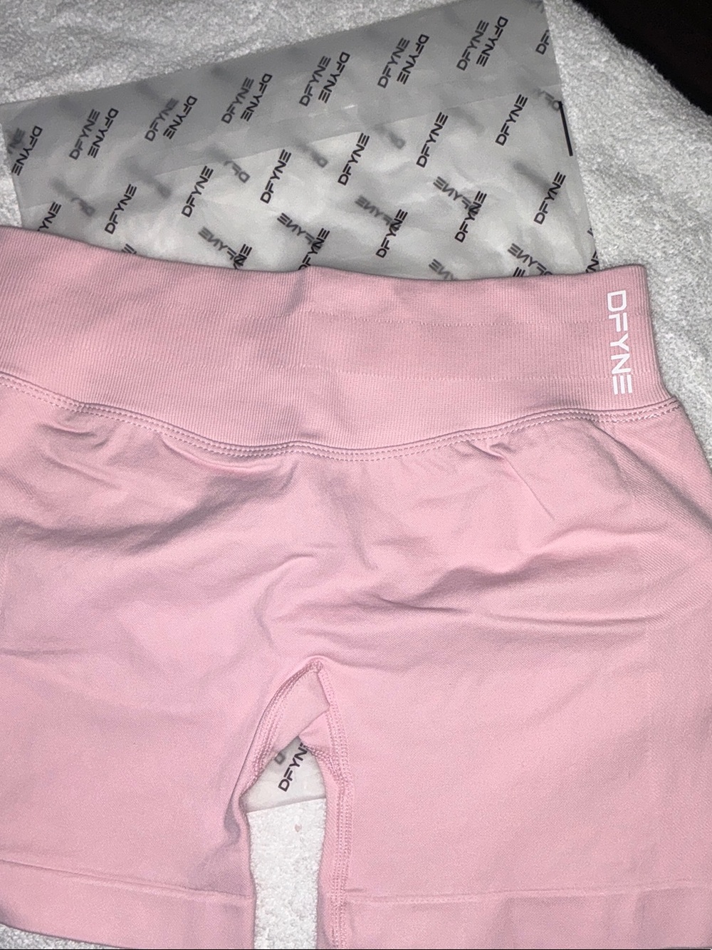 Dfyne Shorts - Picture 2 of 3